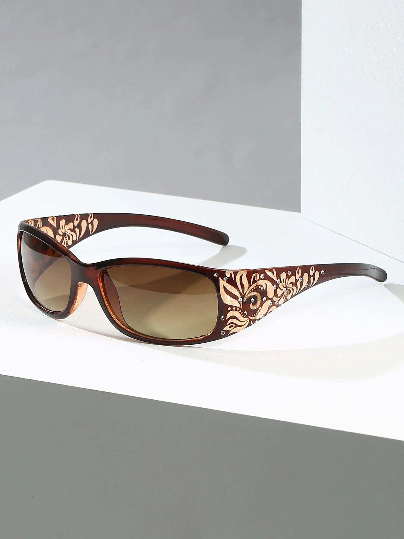 Women’s Rhinestone Ombre Lens Sunglasses