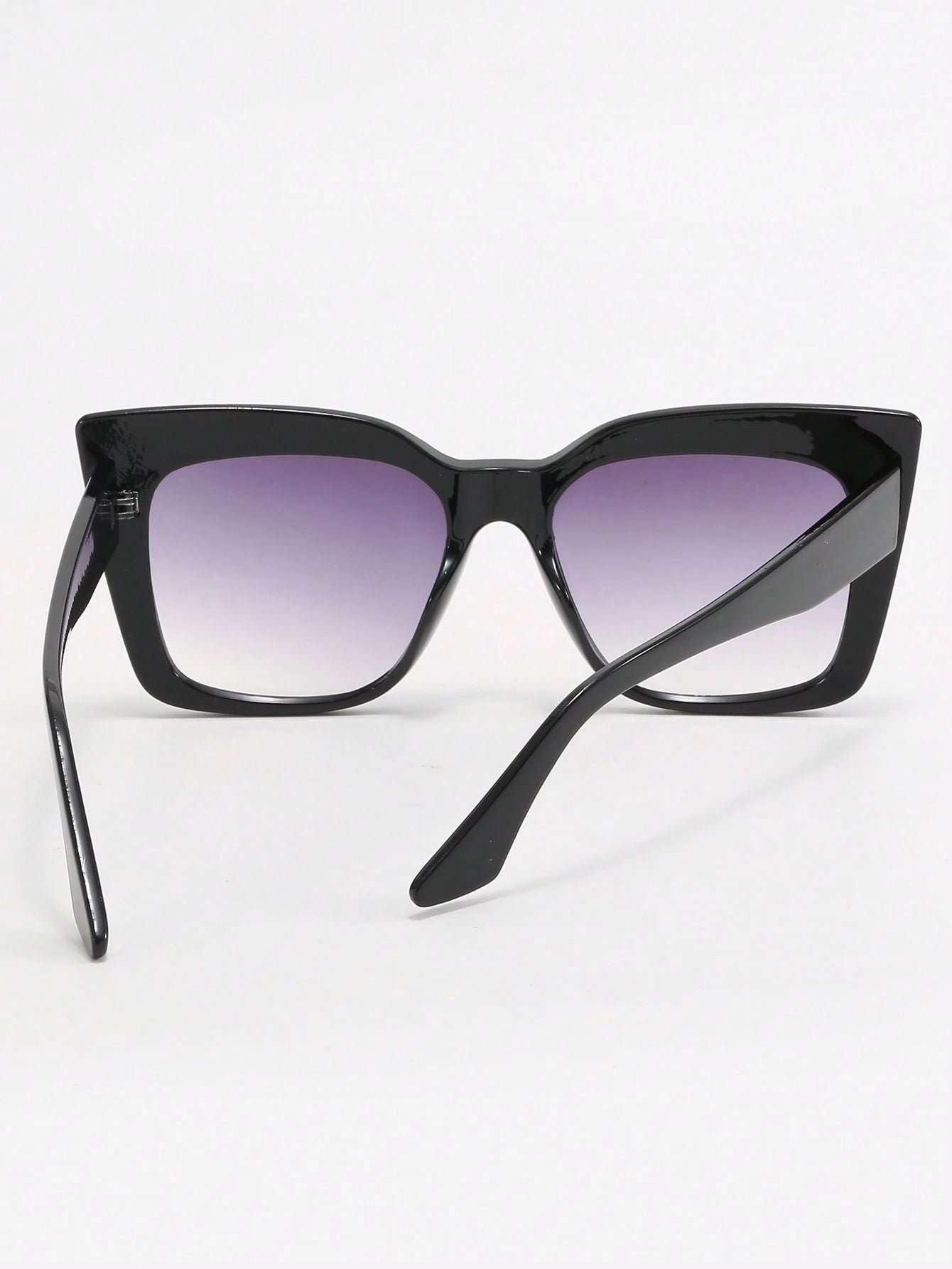 Oversized Cat Eye Women’s Sunglasses