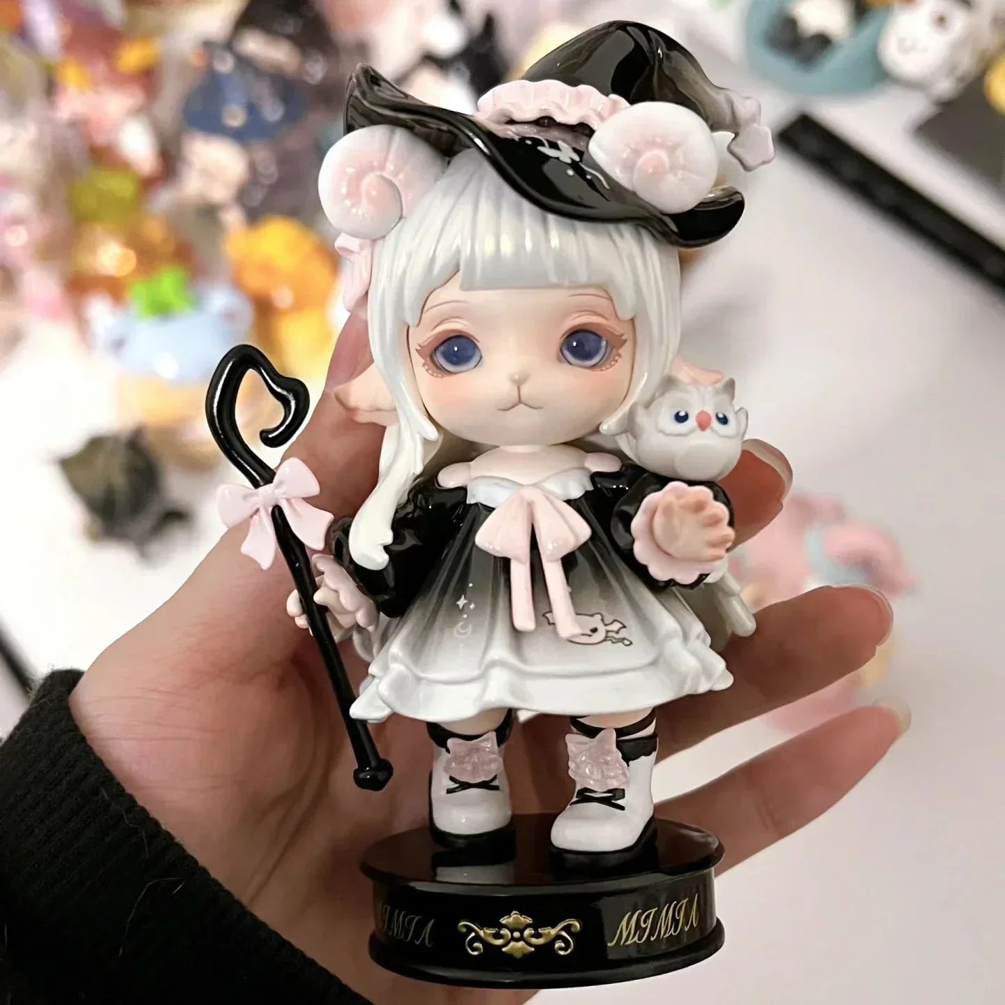 Popmart Labubu Mimia Cute Girl Figure Art Toy Gift