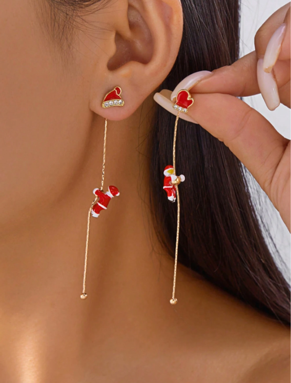 1 Pair Creative Climbing Santa Claus Earrings