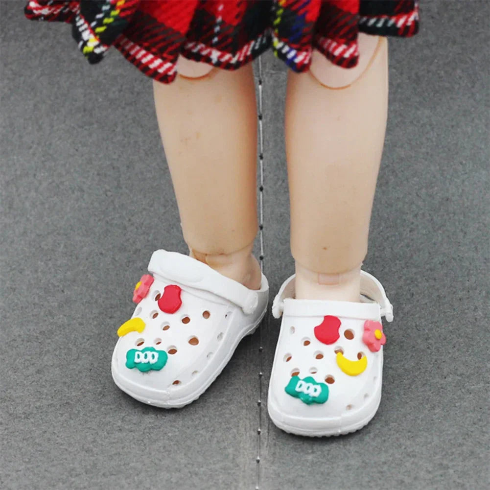 POP MART Labubu Doll 3.0 Slipper Shoes – 17cm Accessory Set