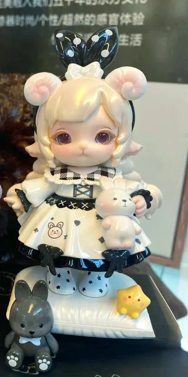 Popmart Labubu Mimia Cute Girl Figure Art Toy Gift